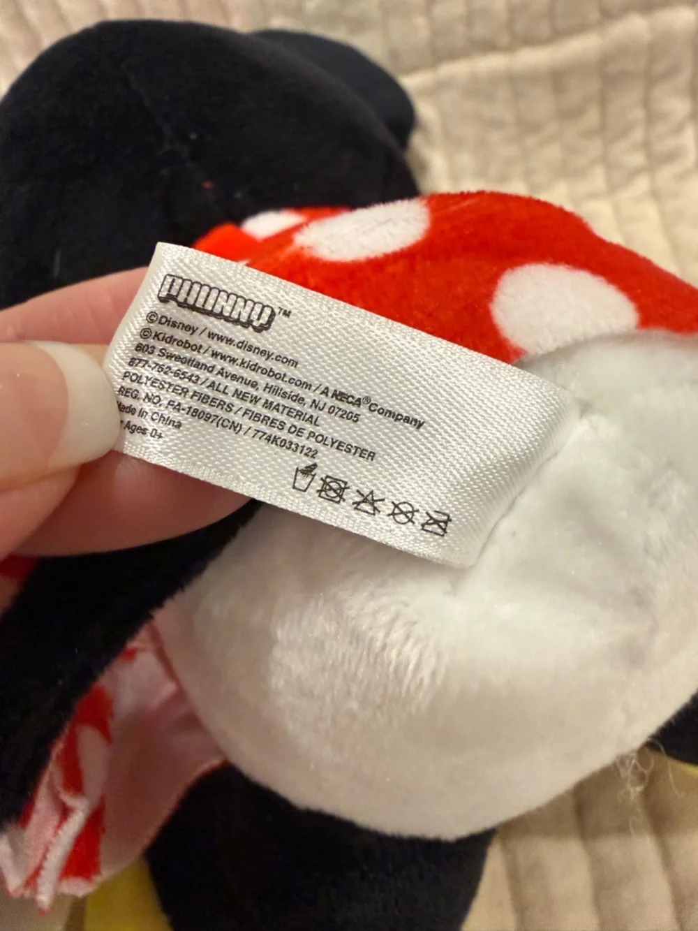 Disney‎ Minnie Mouse Red Polka Dot Plush with Yellow Shoes LB002